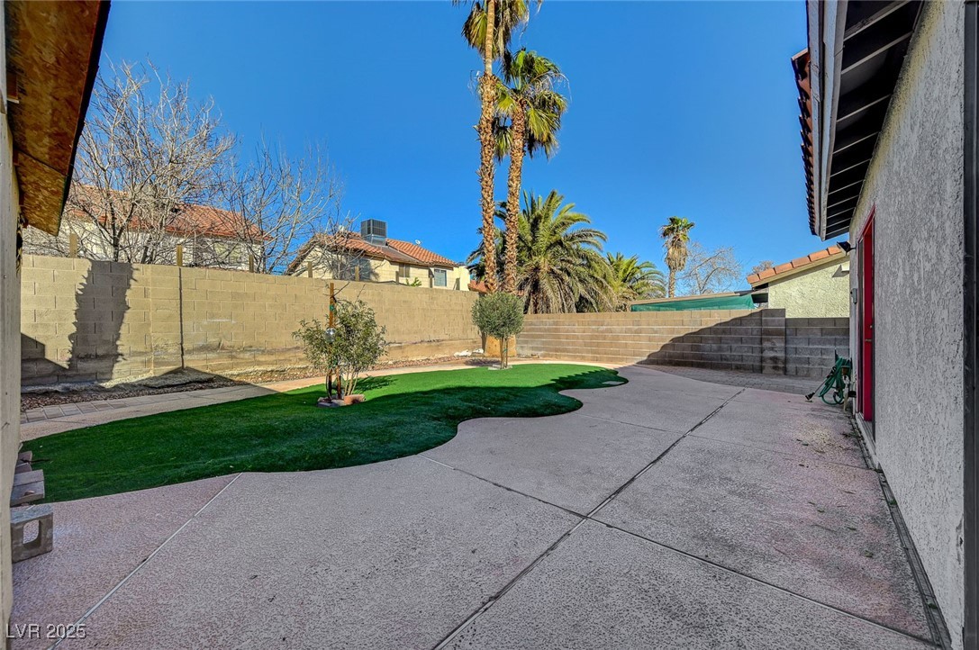 6724 Reggie Circle