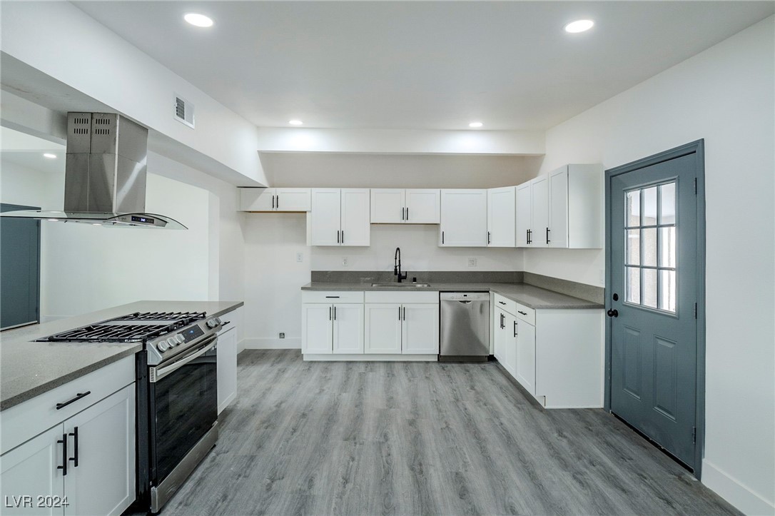 1614 El Segundo Avenue