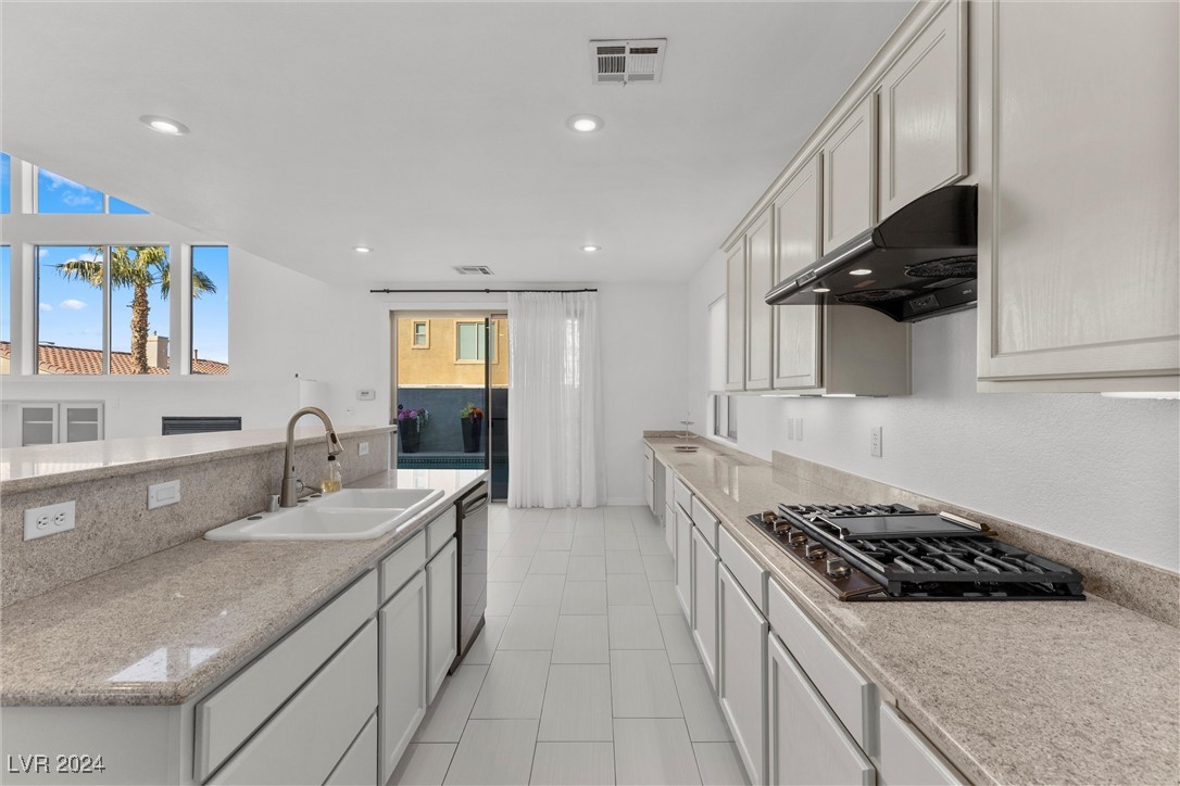 852 Bussora Rose Drive