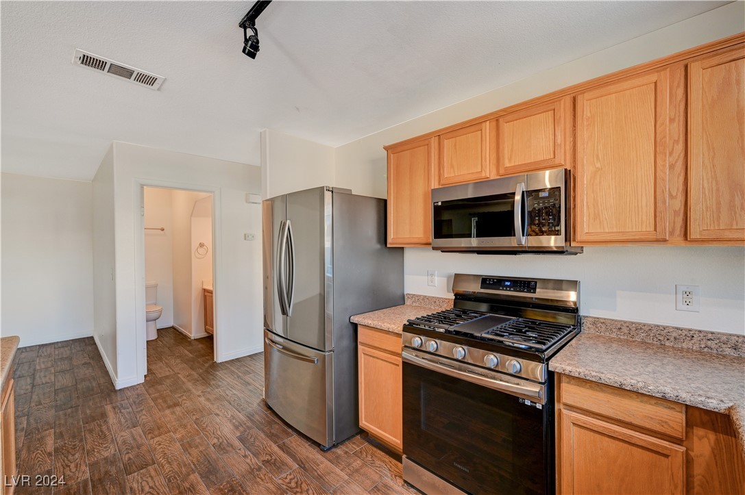 5301 Bright Sky Court