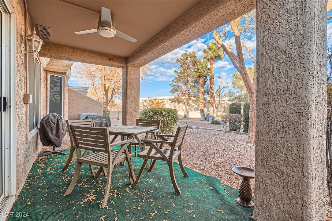 2736 Desert Crystal Drive