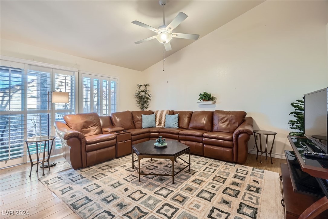 2736 Desert Crystal Drive