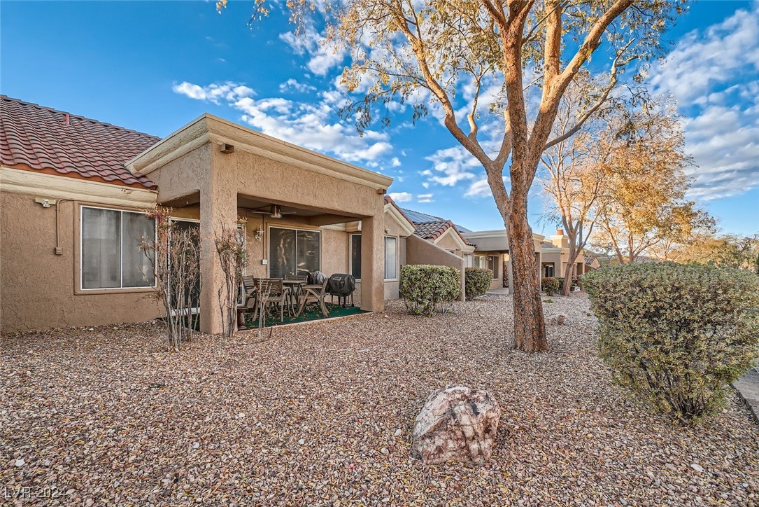 2736 Desert Crystal Drive
