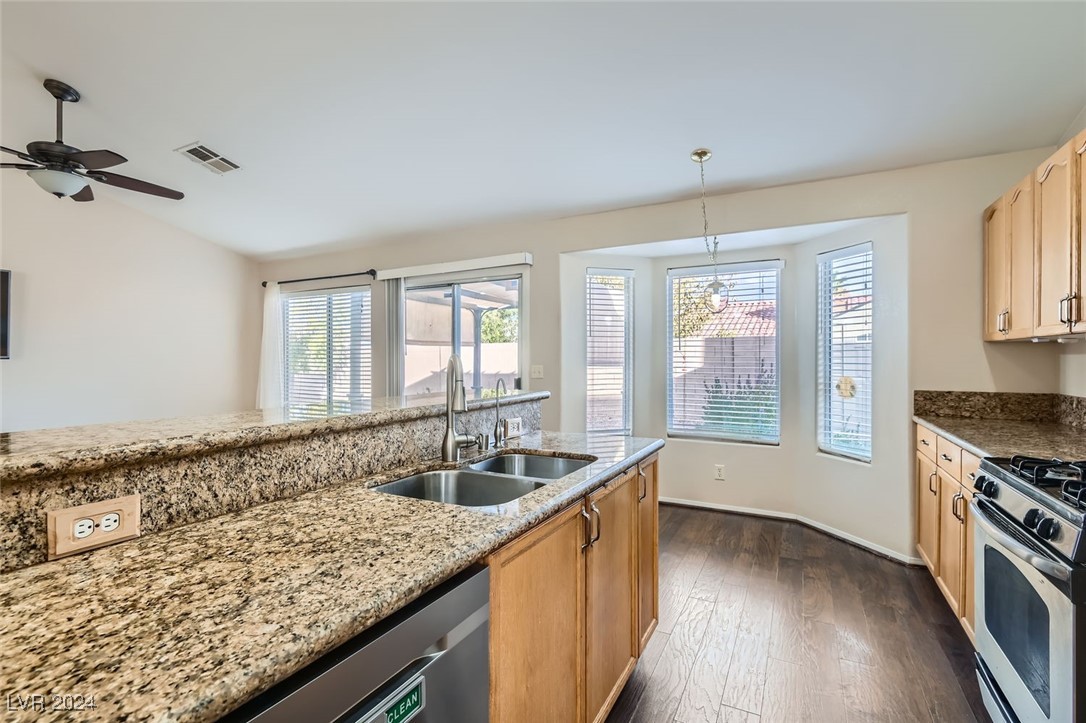 7232 Tealwood Street