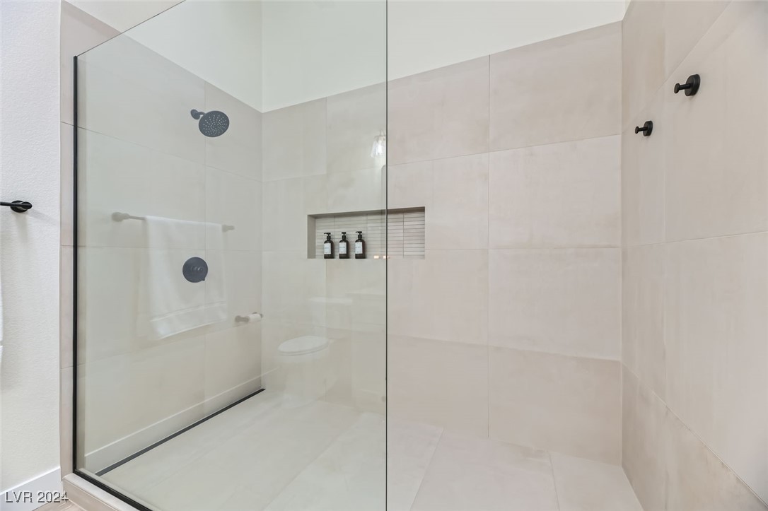 10810 Porto Foxi Street