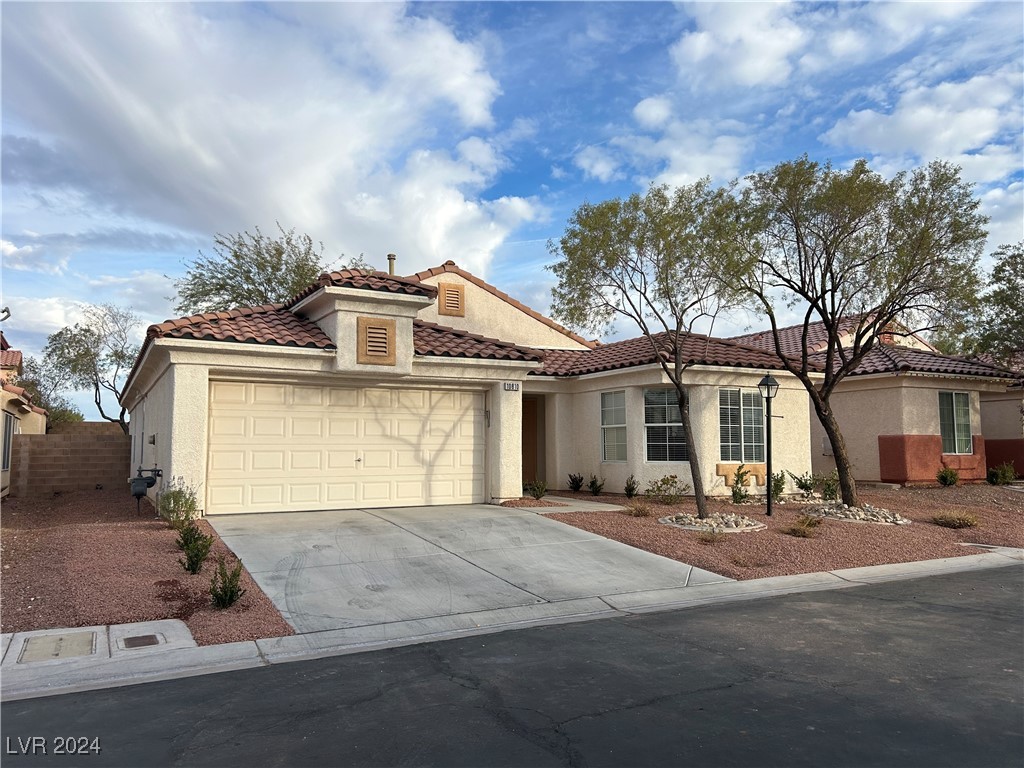 10810 Porto Foxi Street