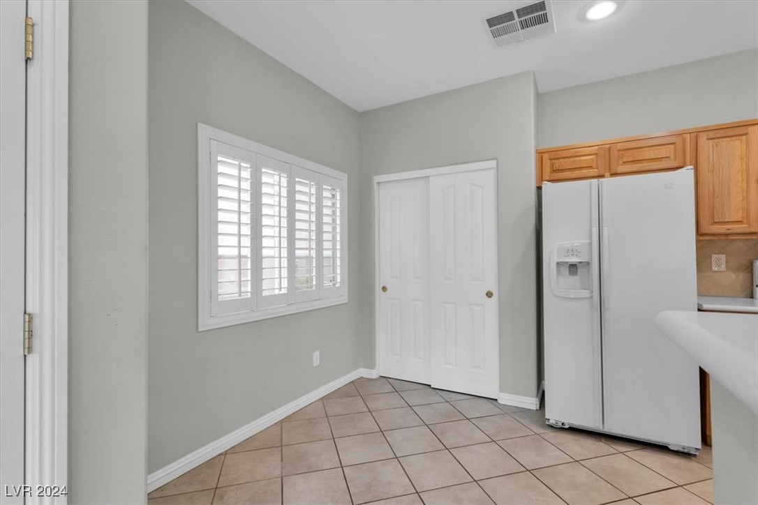 8735 Traveling Breeze Avenue 102