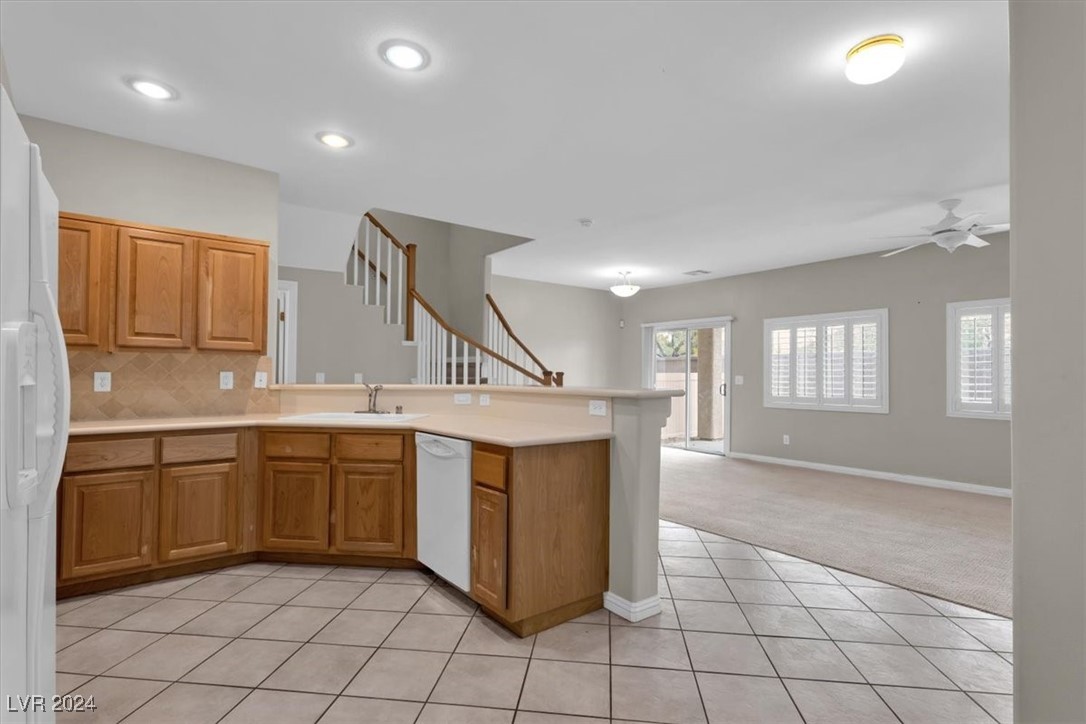 8735 Traveling Breeze Avenue 102