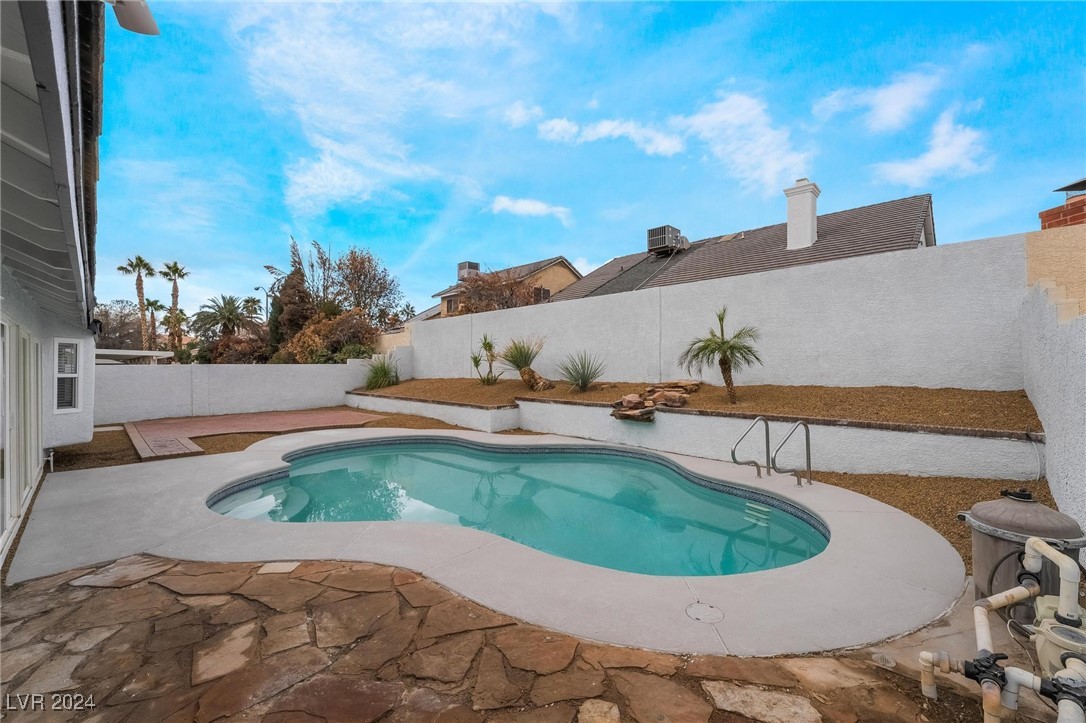 303 Vallarte Drive