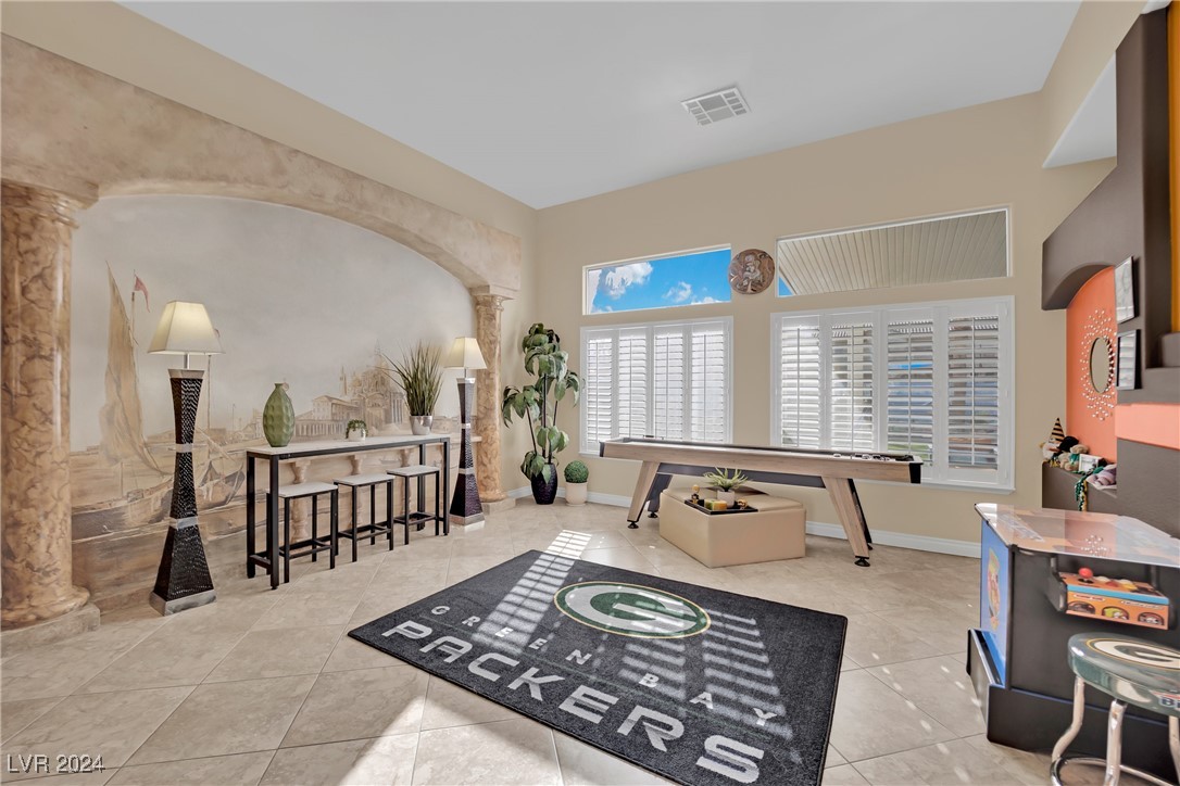 233 Molly Court