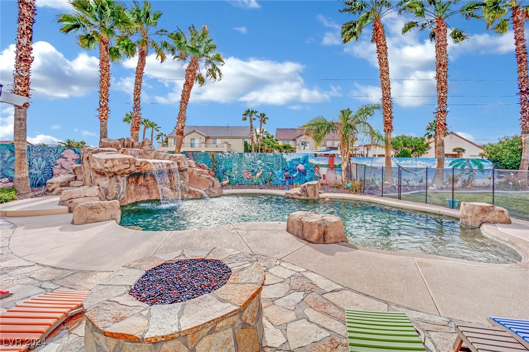 233 Molly Court