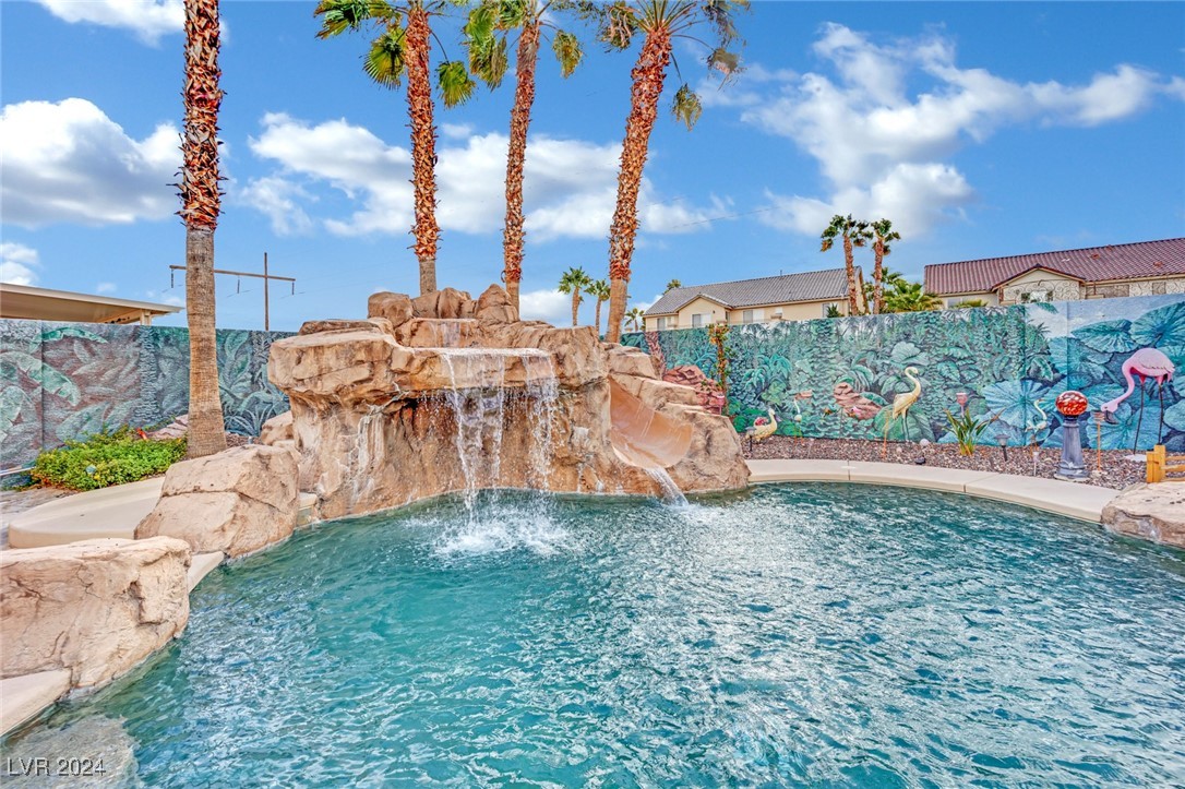 233 Molly Court