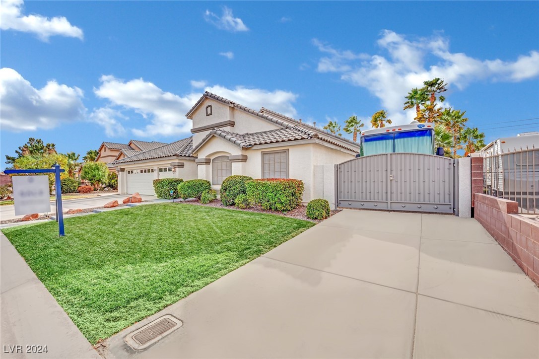 233 Molly Court