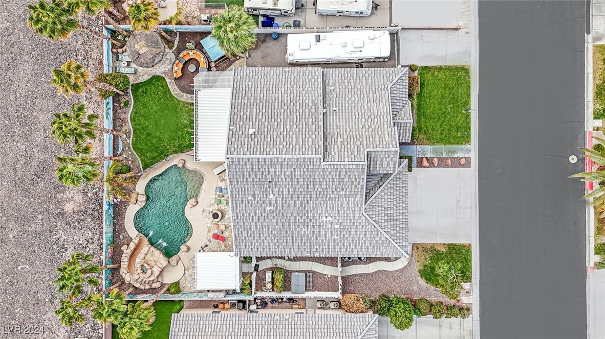 233 Molly Court
