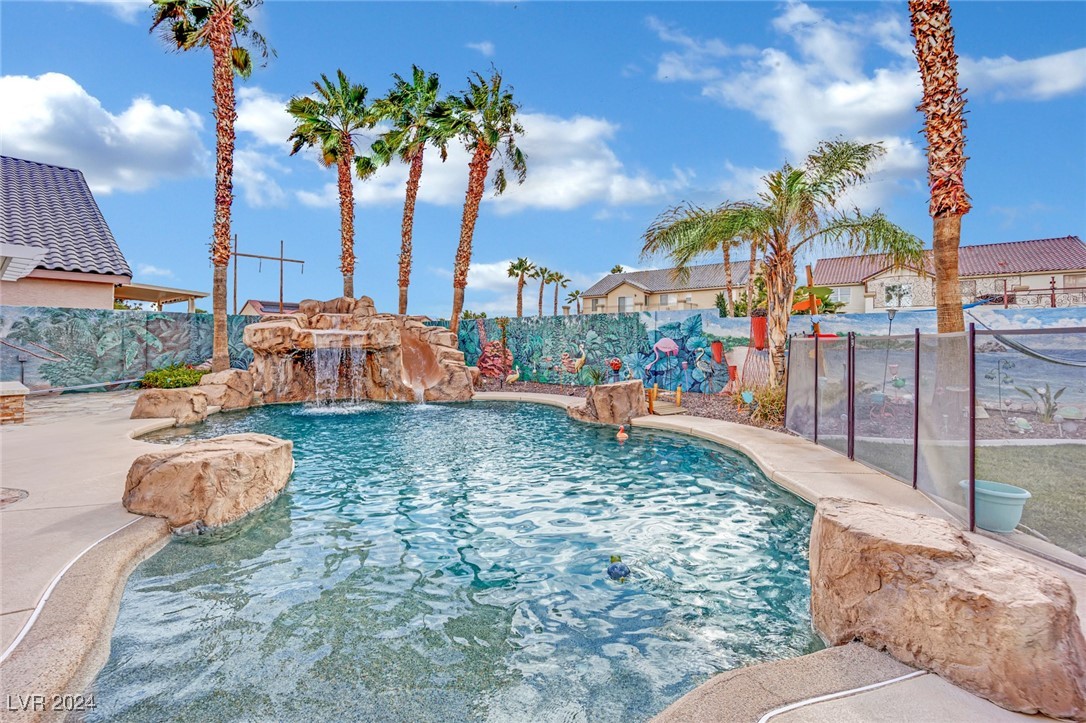 233 Molly Court