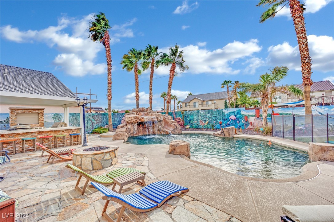 233 Molly Court