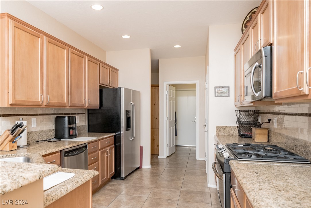 7345 Shelduck Street