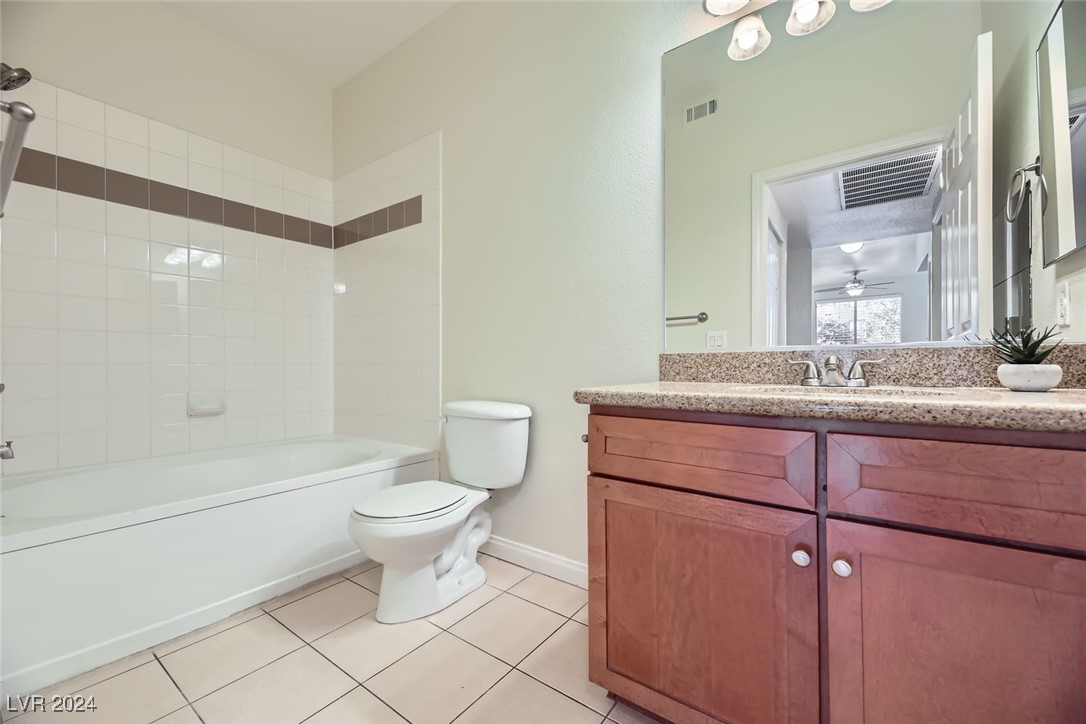 4400 South Jones Boulevard 1017