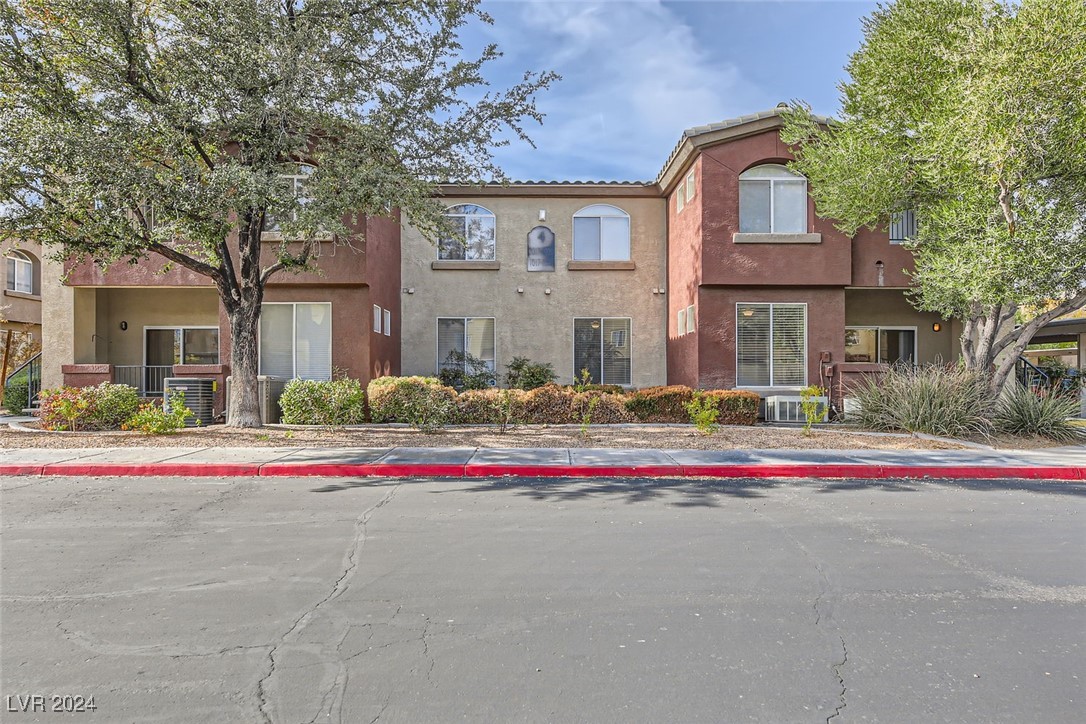 4400 South Jones Boulevard 1017