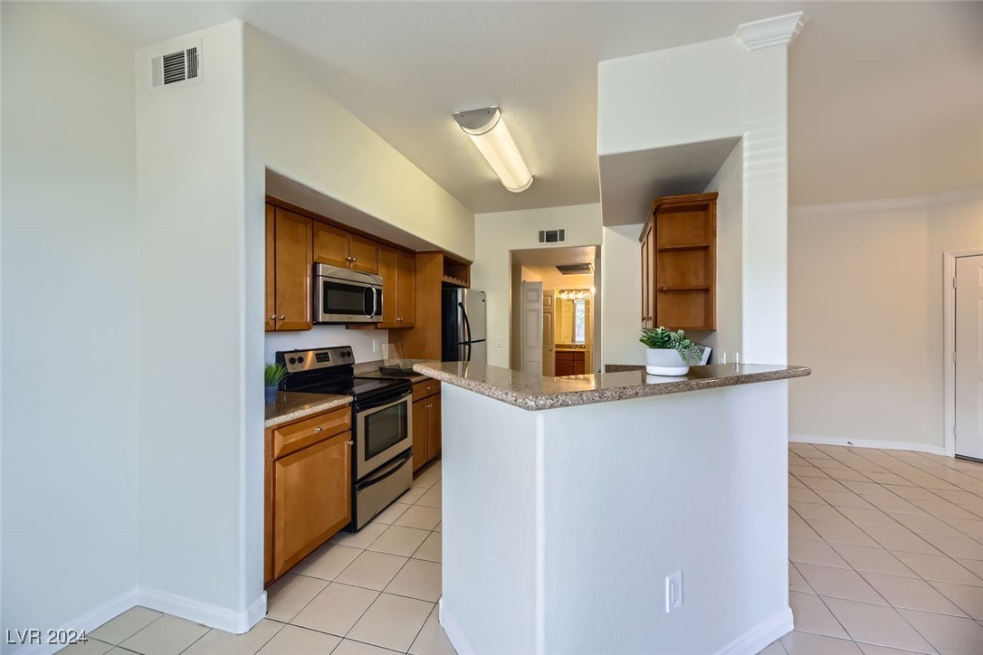 4400 South Jones Boulevard 1017