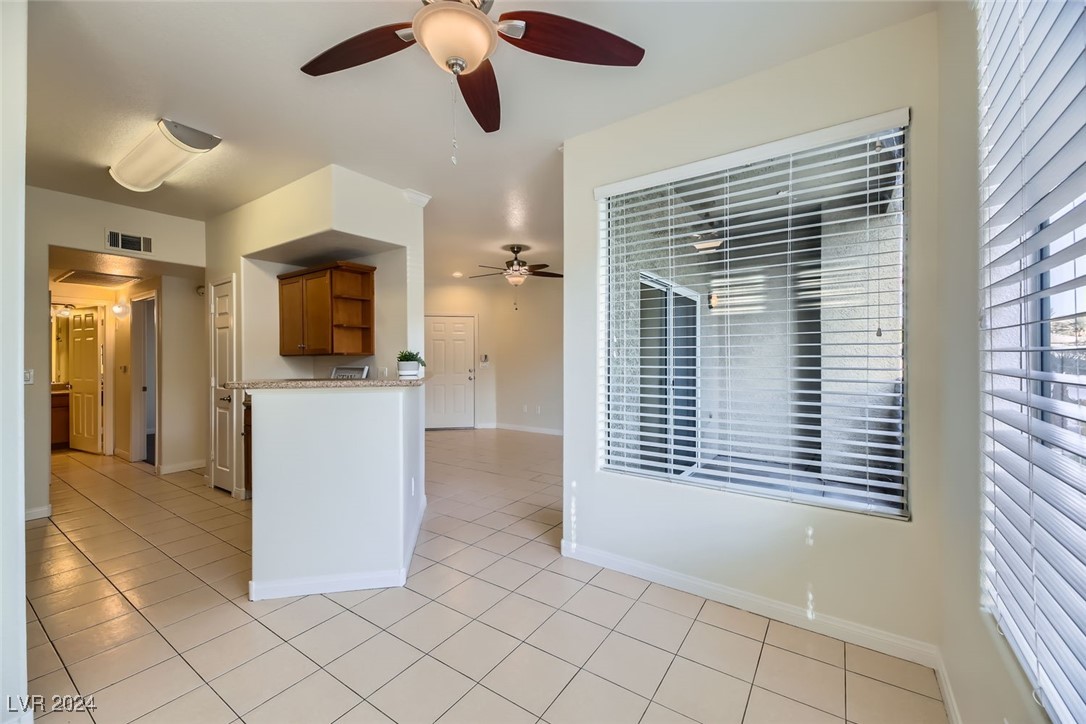 4400 South Jones Boulevard 1017