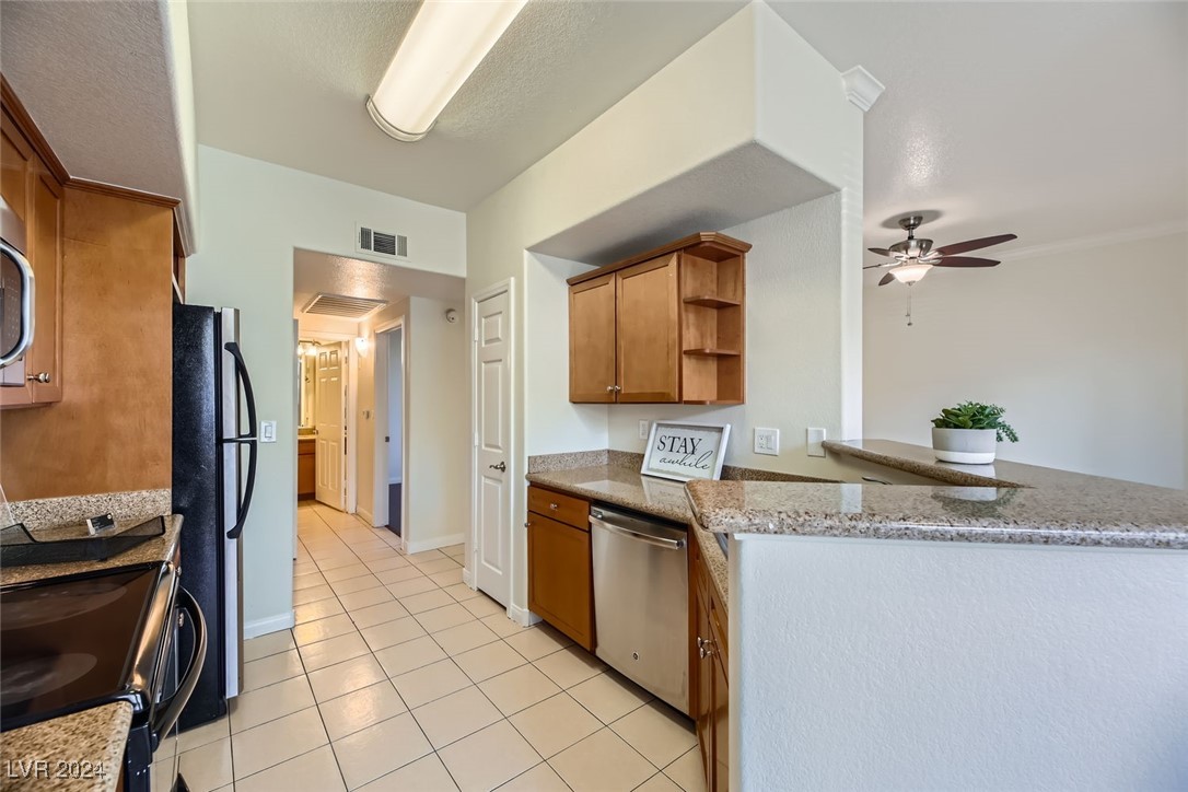 4400 South Jones Boulevard 1017