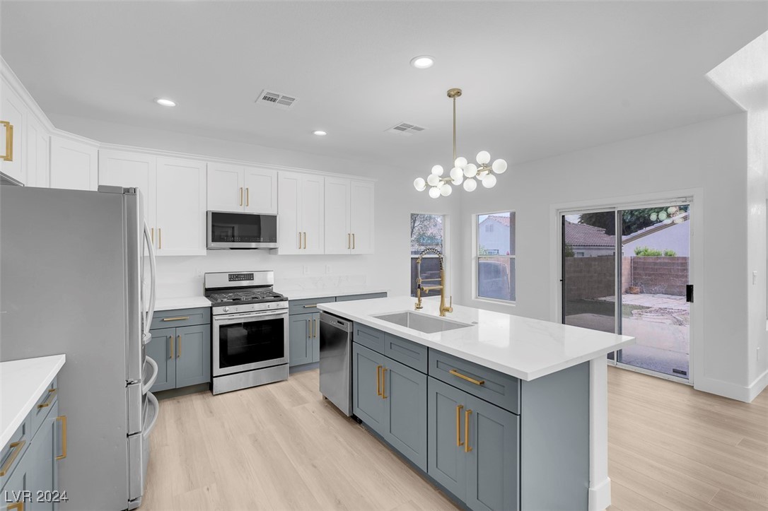 7717 Rainbow Cove Drive