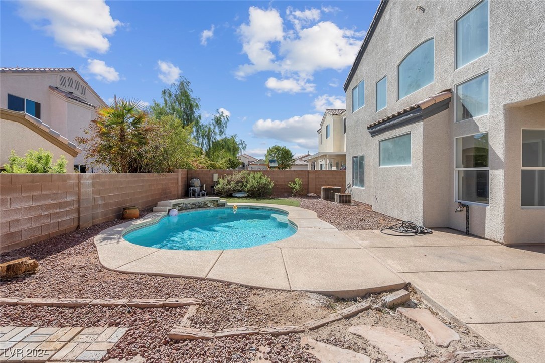 7717 Rainbow Cove Drive