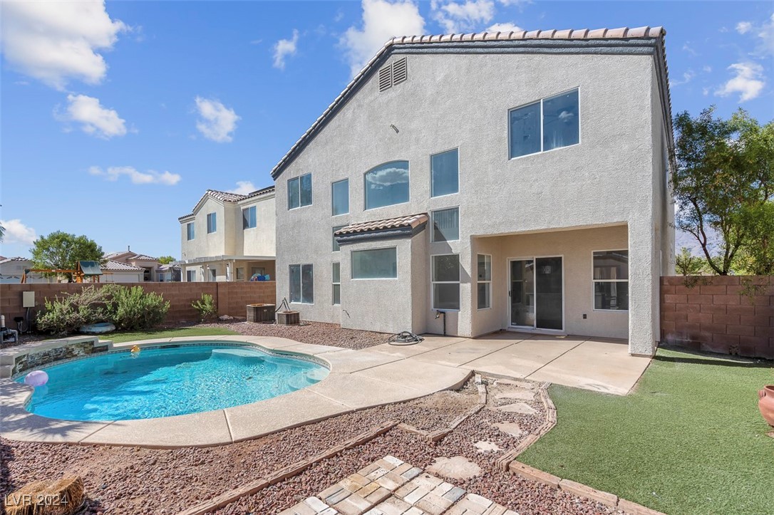 7717 Rainbow Cove Drive