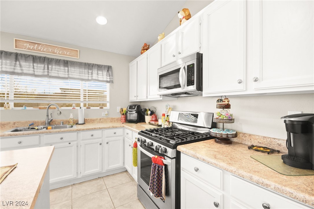 7909 Lovely Pine Place