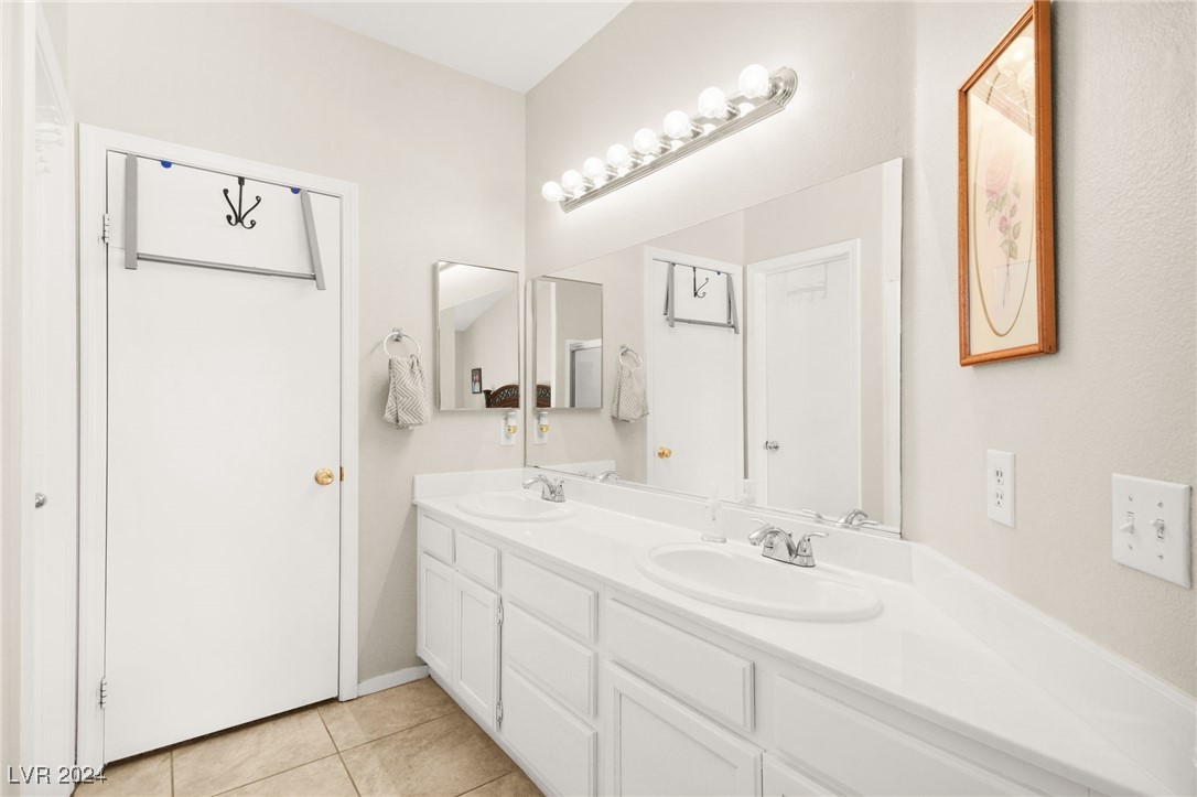 7909 Lovely Pine Place