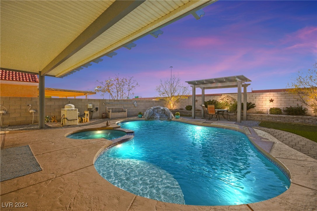 7909 Lovely Pine Place