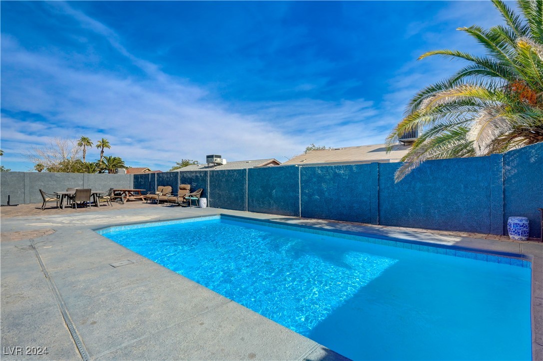 614 Hidden Valley Drive