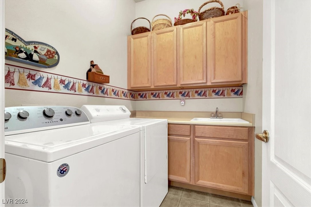 2110 Mooreview Street