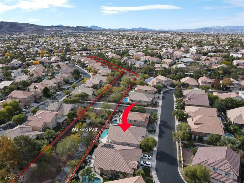 2110 Mooreview Street