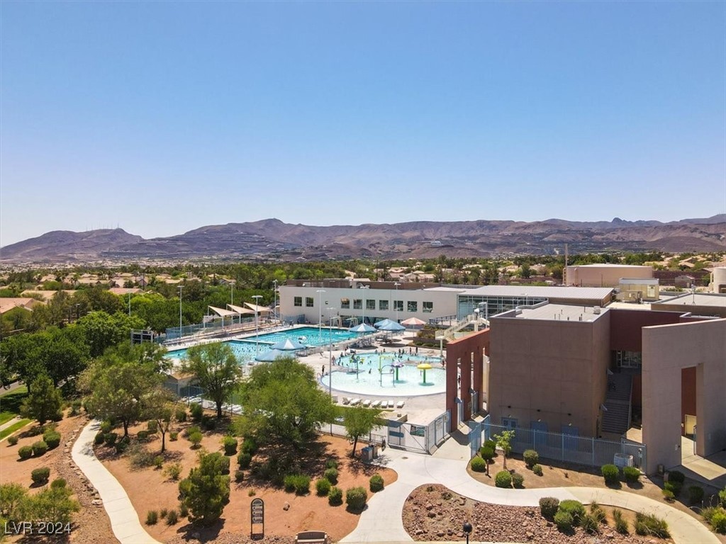 2110 Mooreview Street