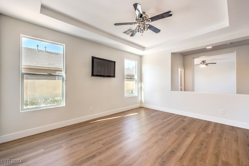 5845 Pristine Falls Avenue