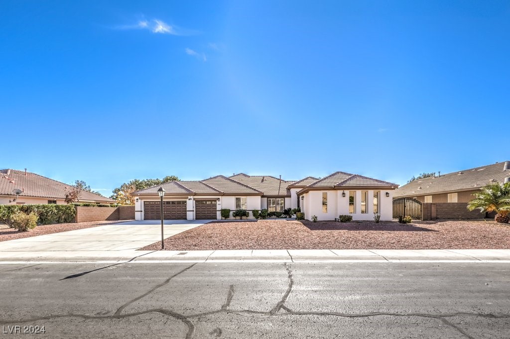 5845 Pristine Falls Avenue