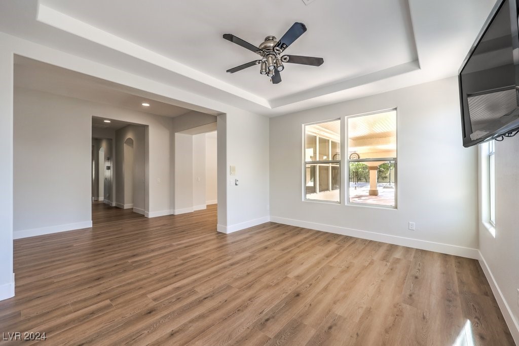 5845 Pristine Falls Avenue