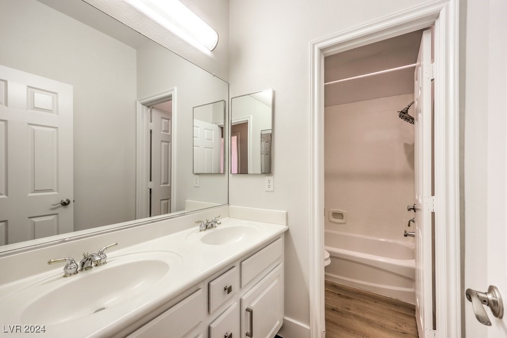 5845 Pristine Falls Avenue