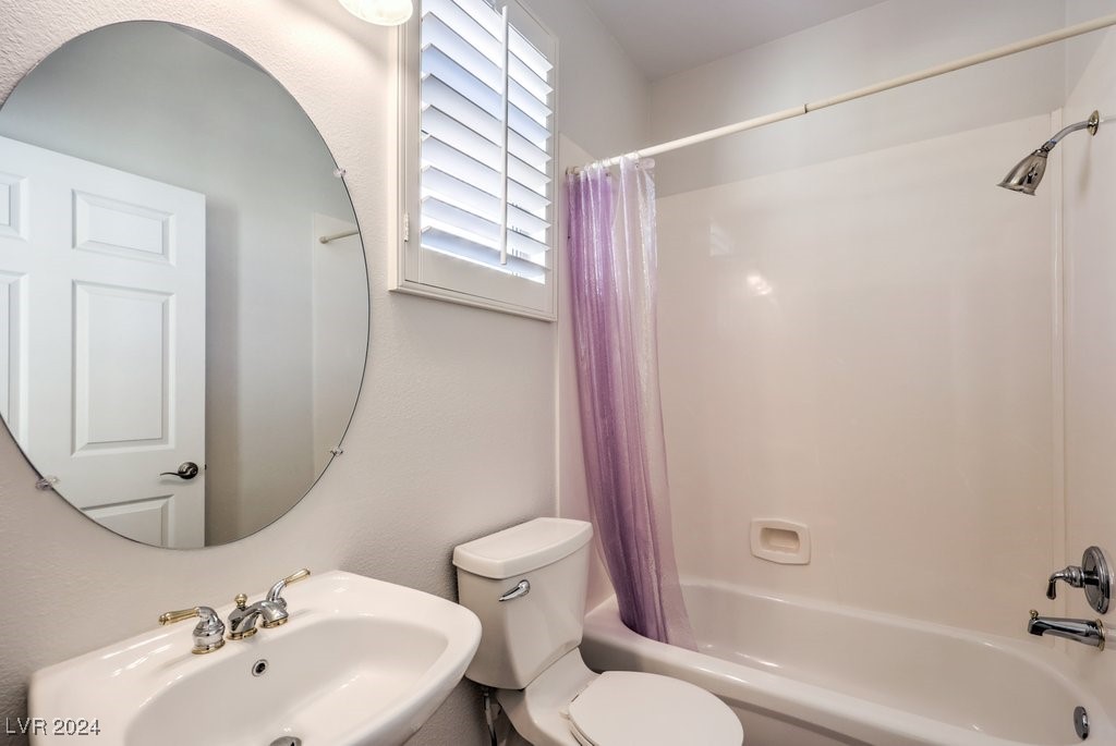 5845 Pristine Falls Avenue