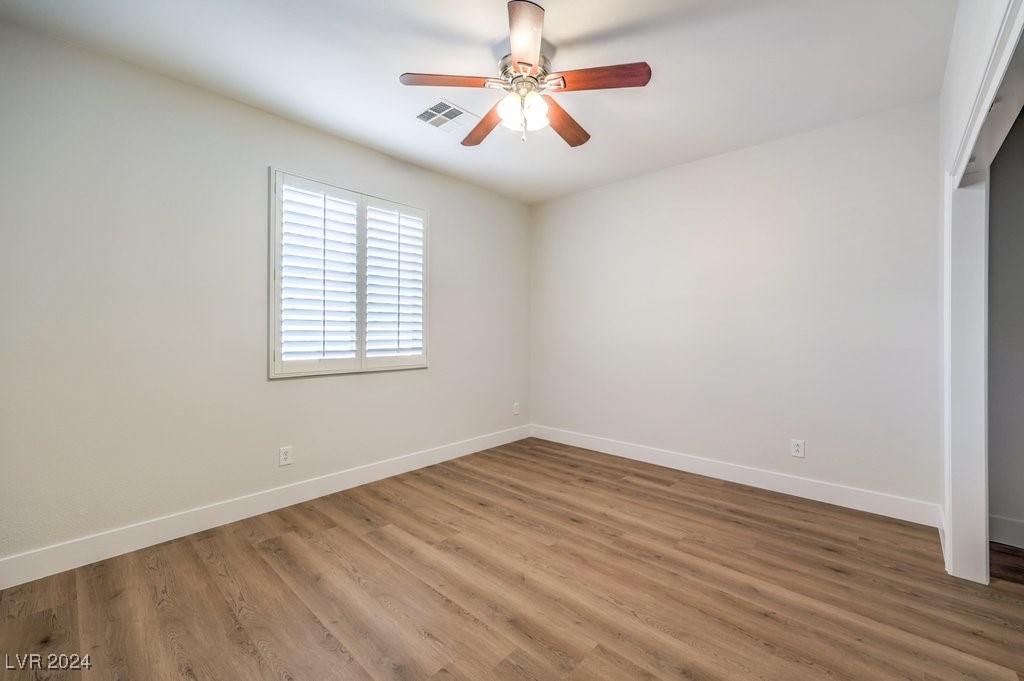 5845 Pristine Falls Avenue