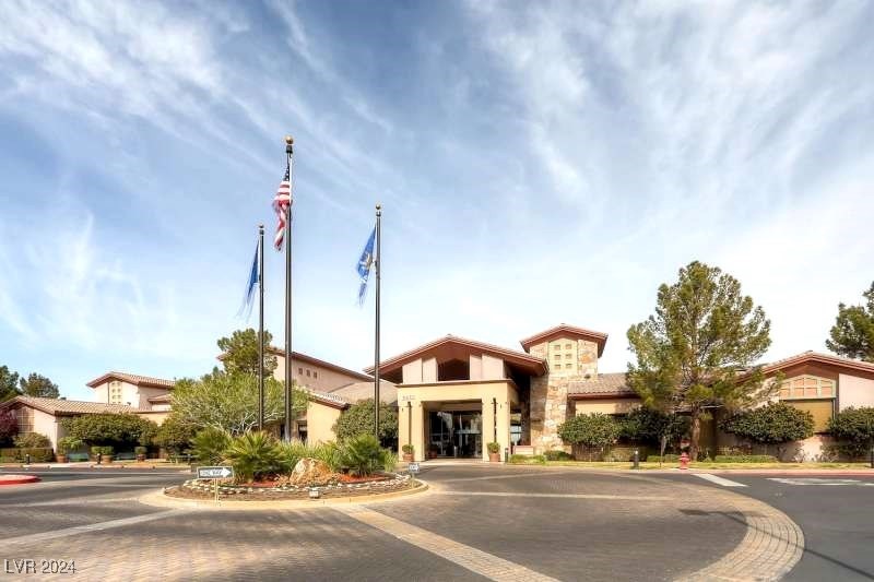 2264 Laurel Heights Lane