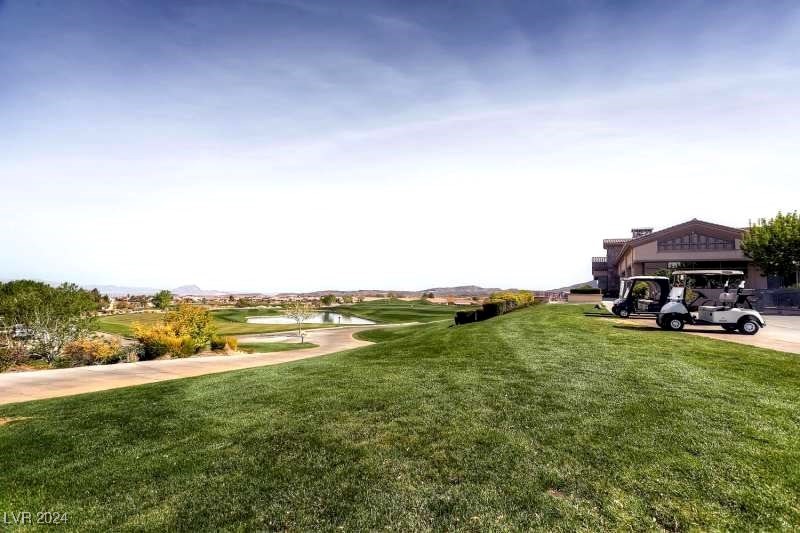 2264 Laurel Heights Lane