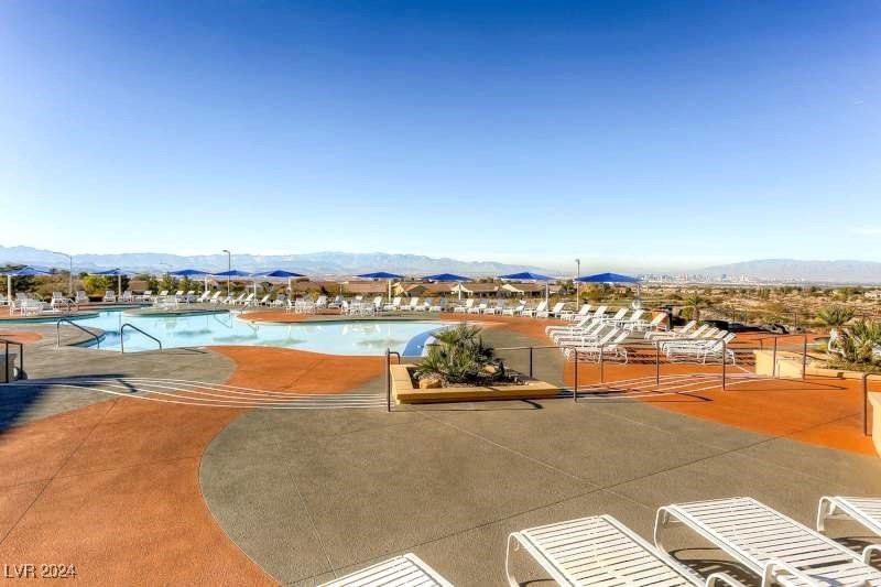 2264 Laurel Heights Lane