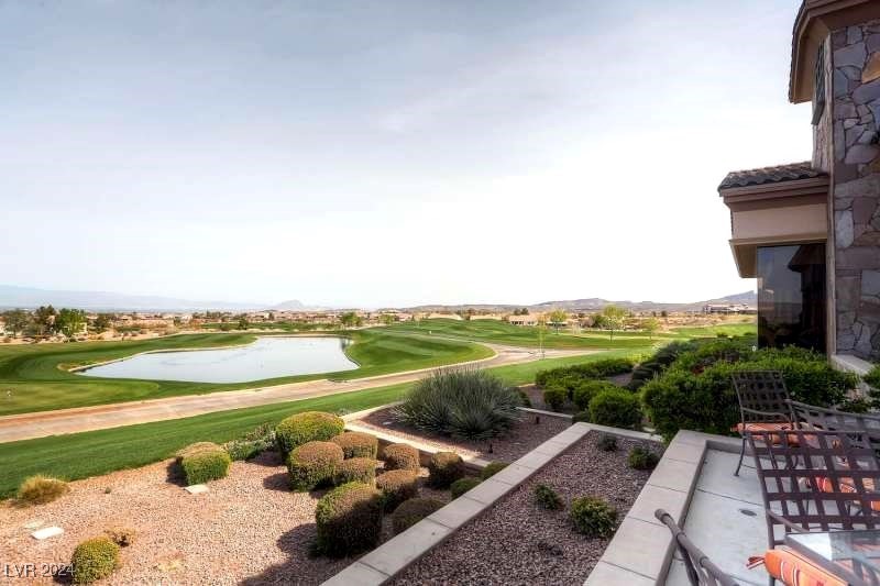 2264 Laurel Heights Lane