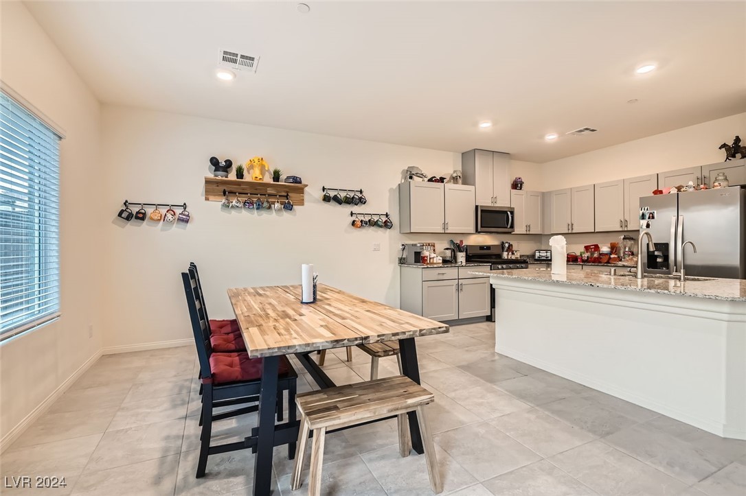 10956 Meridian Fields Avenue