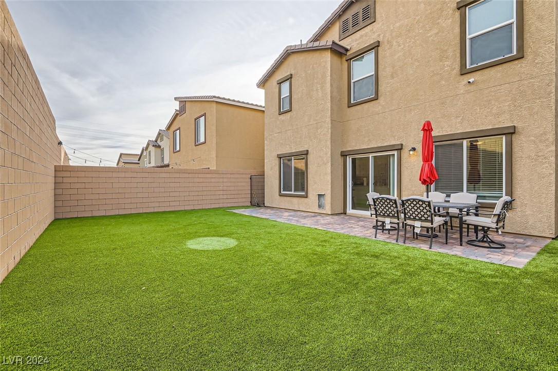 10956 Meridian Fields Avenue