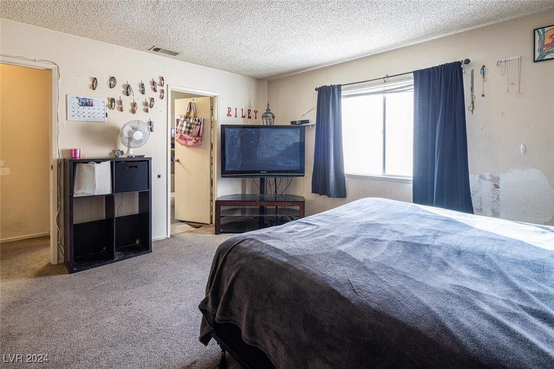 582 Grimsby Avenue