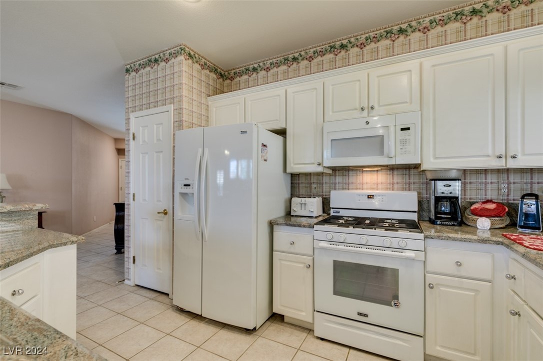 10604 Royal Willow Place